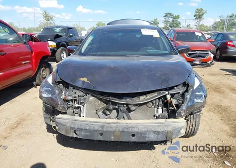 2013 Nissan Altima 2.5 S z USA, uszkodzony, nr VIN 1N4AL3AP7DN511339